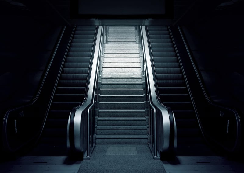 Quel est le prix d'un monte-escalier droit Stannah en 2026 ? Découvrez-le ici !