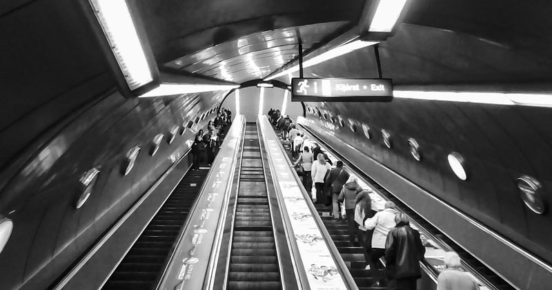 Prix moyen d’un monte-escalier Stannah : le vrai tarif en 2026