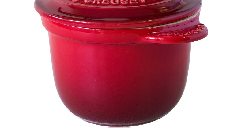 Cocotte Staub ou Le Creuset : laquelle choisir pour votre cuisine ?